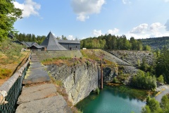 3-Thuer-Schieferpark-Lehesten-2019-08-21